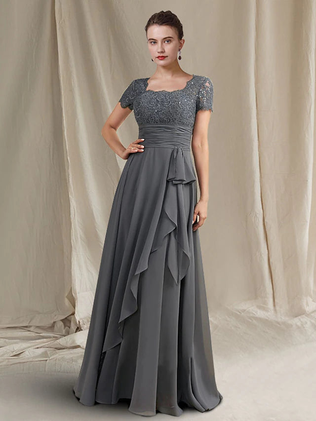 A-Linien-Kleid für die Brautmutter, Übergröße, elegant, quadratischer Ausschnitt, bodenlang, Chiffon, Spitze, kurze Ärmel mit Falten, Pailletten-Applikationen